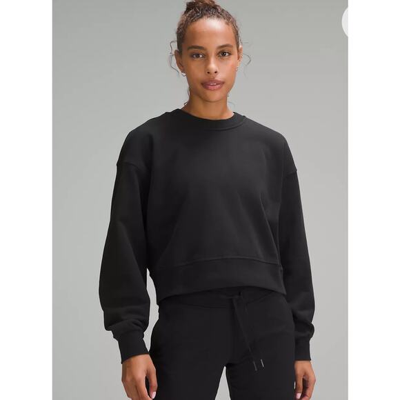 Lululemon Sweatshirt Black Cropped Crewneck Pullover Size 4 Cozy Athleisure Top - Picture 1 of 5